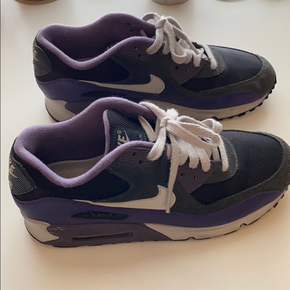 Nike Air Max Purple and Gray Sneaker size 9